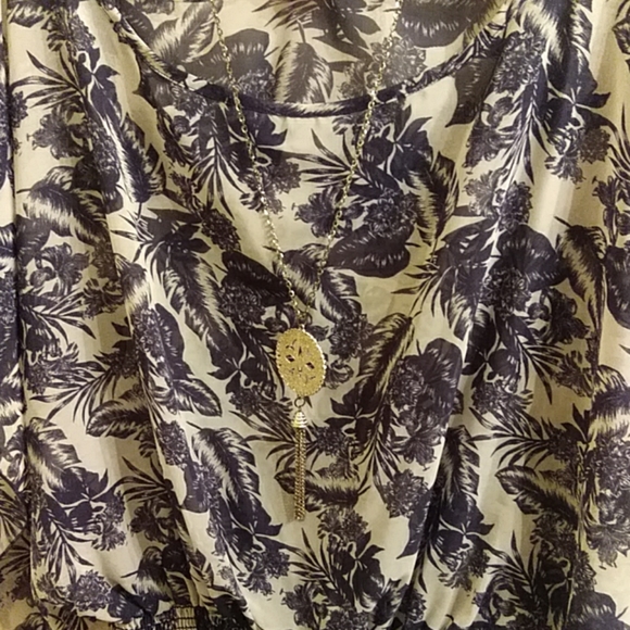 Cute and Trendy Dress Blouse with Necklace - Picture 2 of 5